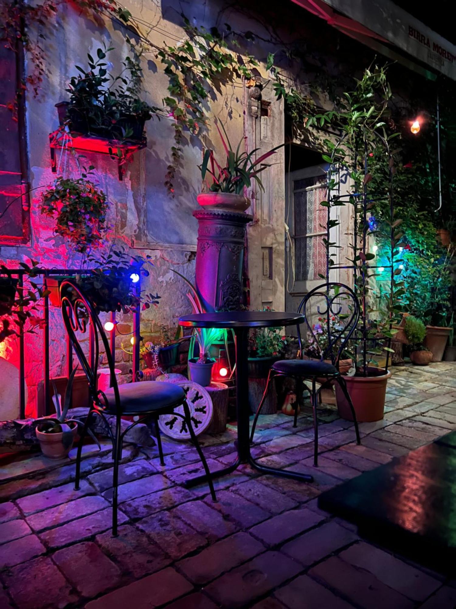 Bed And Breakfast "Caffe-Caffe" Kikinda Buitenkant foto