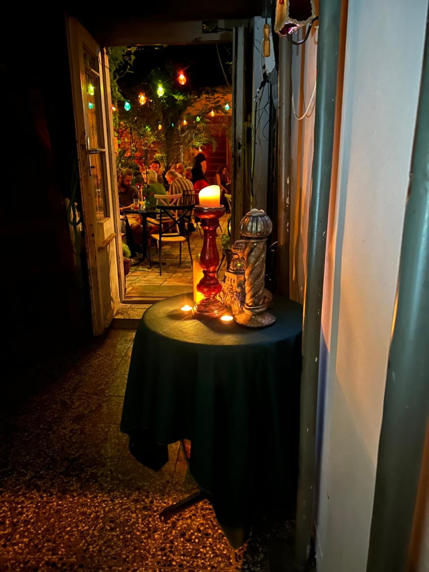Bed And Breakfast "Caffe-Caffe" Kikinda Buitenkant foto