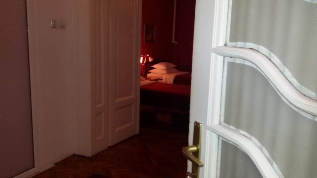 Bed And Breakfast "Caffe-Caffe" Kikinda Buitenkant foto