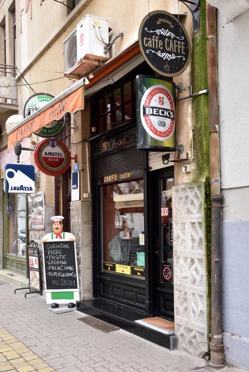 Bed And Breakfast "Caffe-Caffe" Kikinda Buitenkant foto